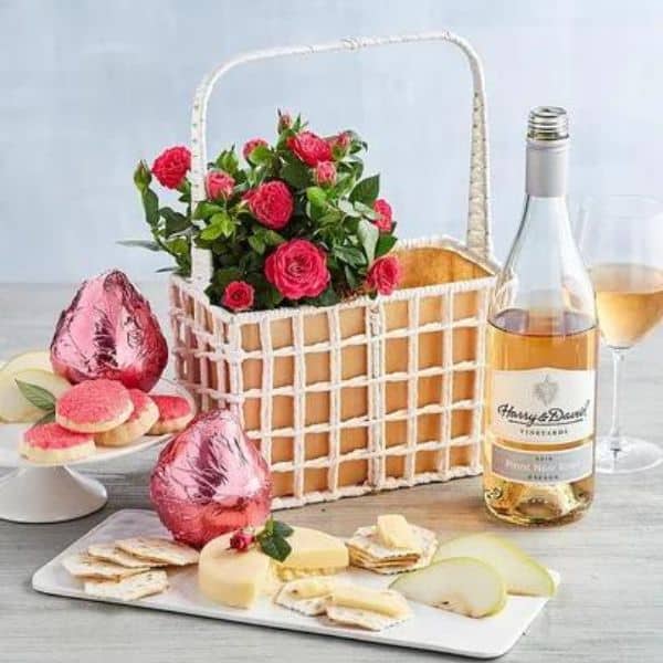 rose and rose wine gift basket for her on mother's day