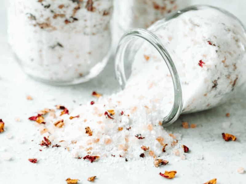 diy gifts for girlfriend: Homemade Bath Salts
