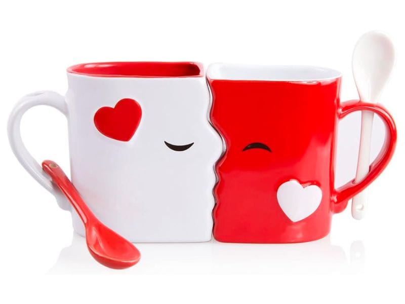 Romantic Gifts For Him Kissing Mugs Set