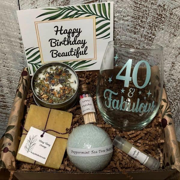 40 Presents for the 40th Birthday Girl — Wired & Flossin