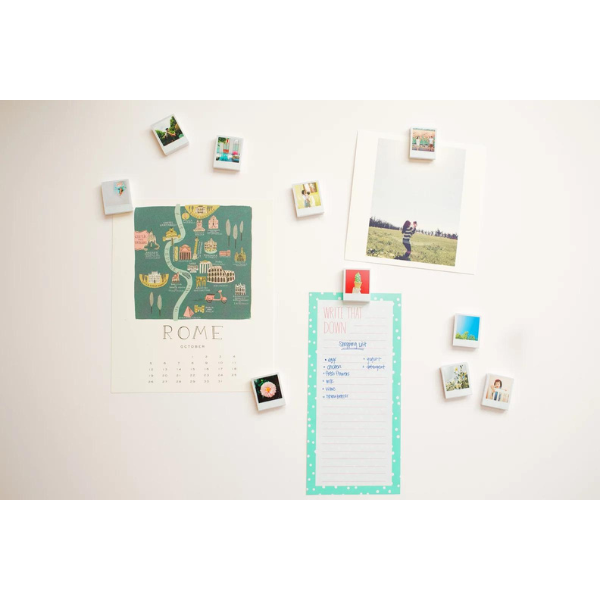 diy gifts for girlfriend: DIY Mini Polaroid Magnets